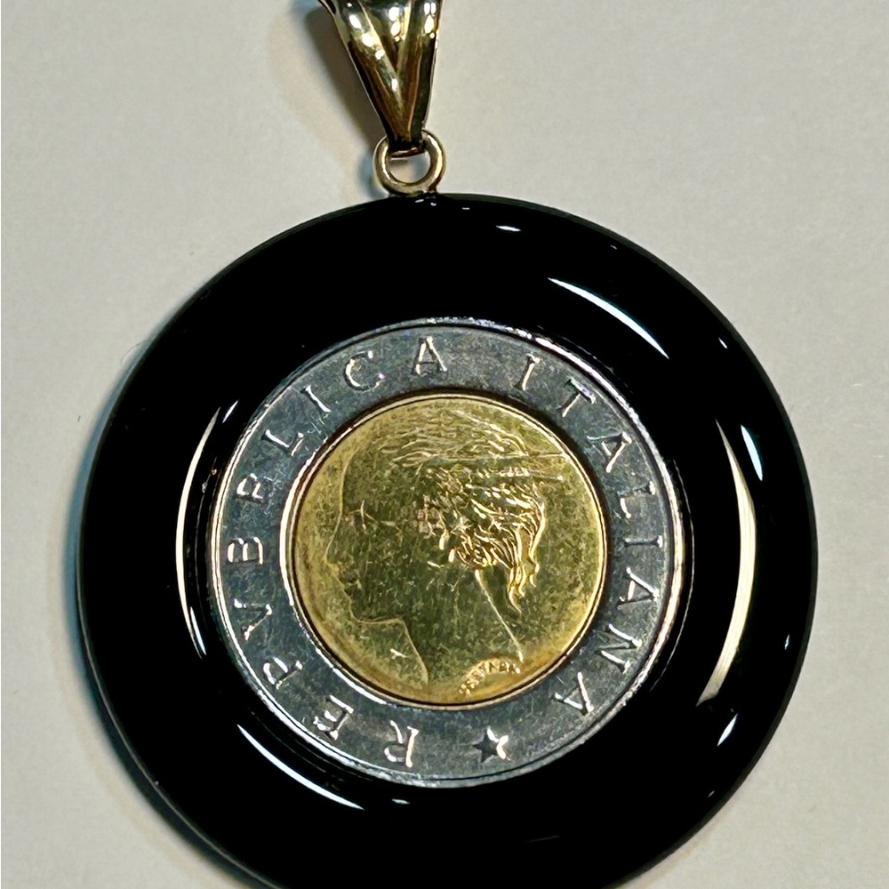 14K GOLD ITALY MILOR LIRA COIN & ONYX PENDANT